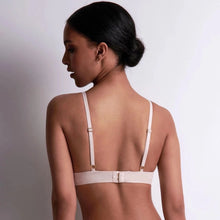 Load image into Gallery viewer, Aubade My Desire Moulded Plunge Bra In Champagne