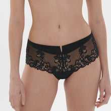 Load image into Gallery viewer, Simone Perele Saga Shorty Brief In Black