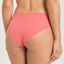 Load image into Gallery viewer, Hanro Invisible Cotton Midi Briefs In Porcelain Rose