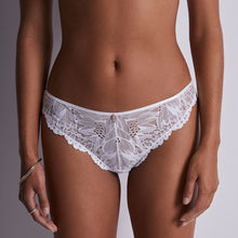 Load image into Gallery viewer, Aubade Flowermania Tanga Brief In White