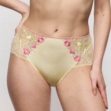 Load image into Gallery viewer, Marie Jo Lizelot Deep Brief In French Vanilla