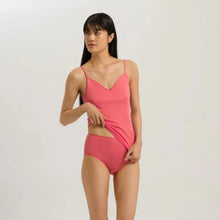 Load image into Gallery viewer, Hanro Cotton Seamless Spaghetti Strap Top In Porcelain Rose
